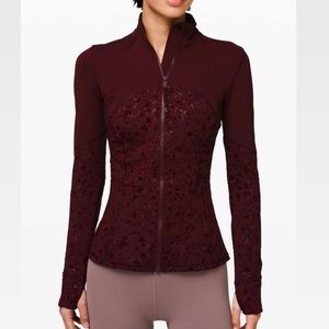 Lululemon Define Jacket Speckle Shine in Garnet